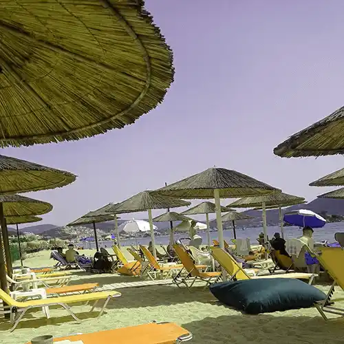 Таверна и Бийч Бар Гефираки (Gefyraki Beach Bar)